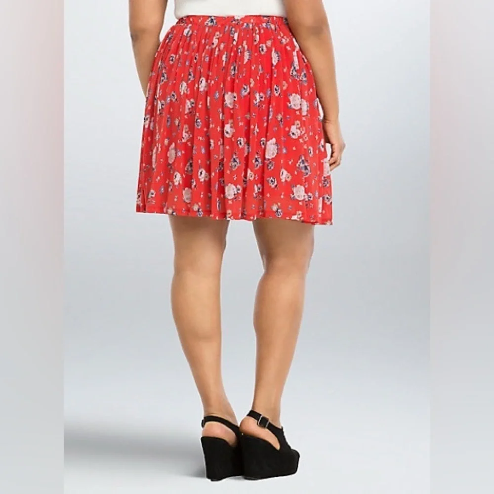 Torrid Orange Floral Mesh Skater Skirt - Size 4 (26)